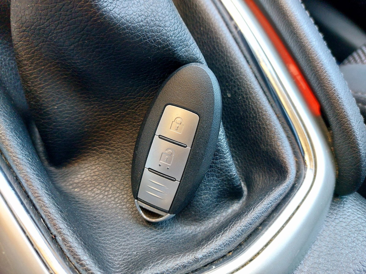 Nissan Qashqai 1.5 dCi N-Connecta (11)