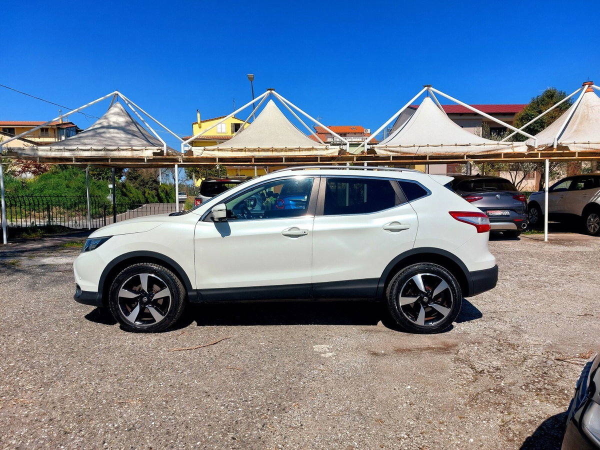 Nissan Qashqai 1.5 dCi N-Connecta (12)