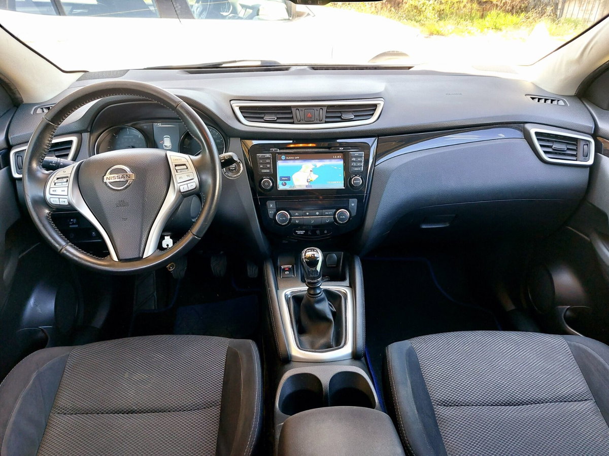 Nissan Qashqai 1.5 dCi N-Connecta (3)