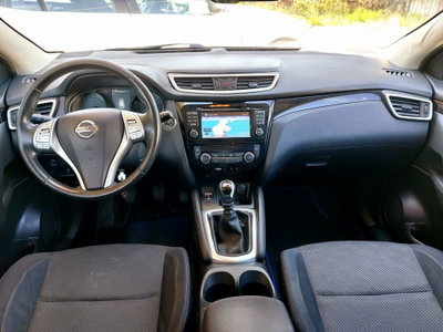 Nissan Qashqai 1.5 dCi N-Connecta (3)