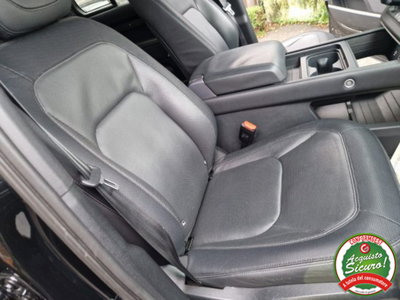 Land Rover Defender 110 3.0D I6 300 CV AWD Auto X-Dynamic HSE (17)