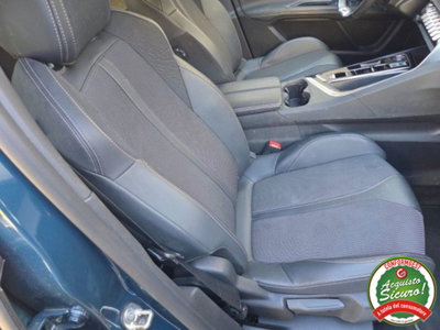 Peugeot 3008 Hybrid 225 e-EAT8 GT (17)
