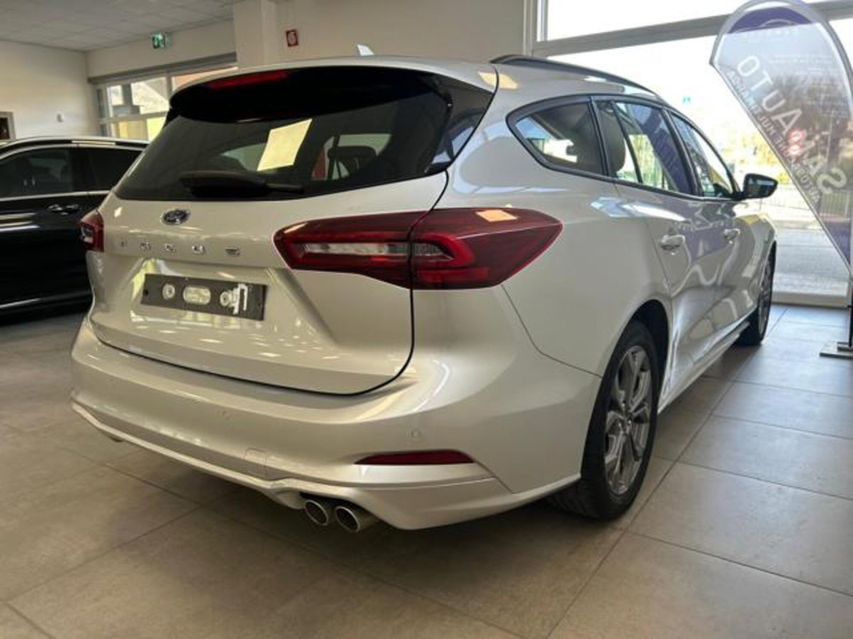 Ford Focus Station Wagon 1.5 EcoBlue 115 CV automatico SW ST-Line Design (7)