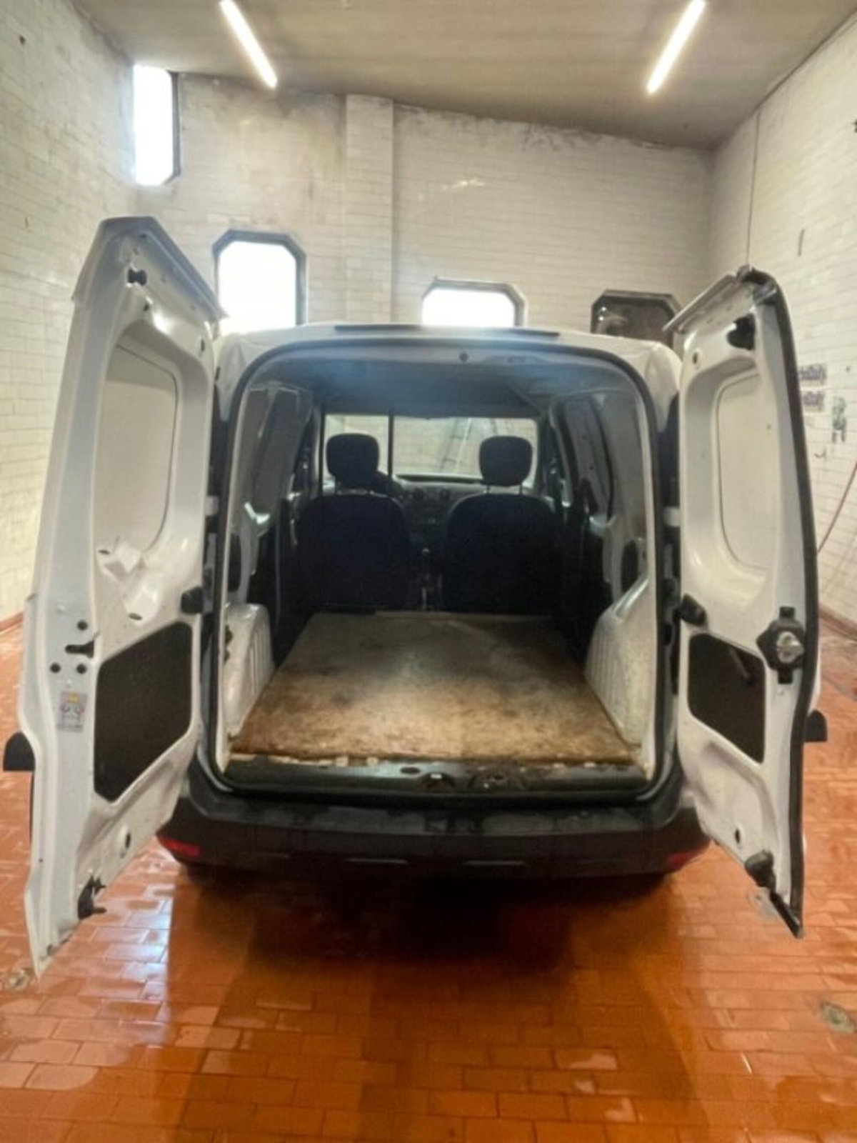 Dacia Dokker 1.6 8V 100CV Start&Stop GPL Ambiance (12)