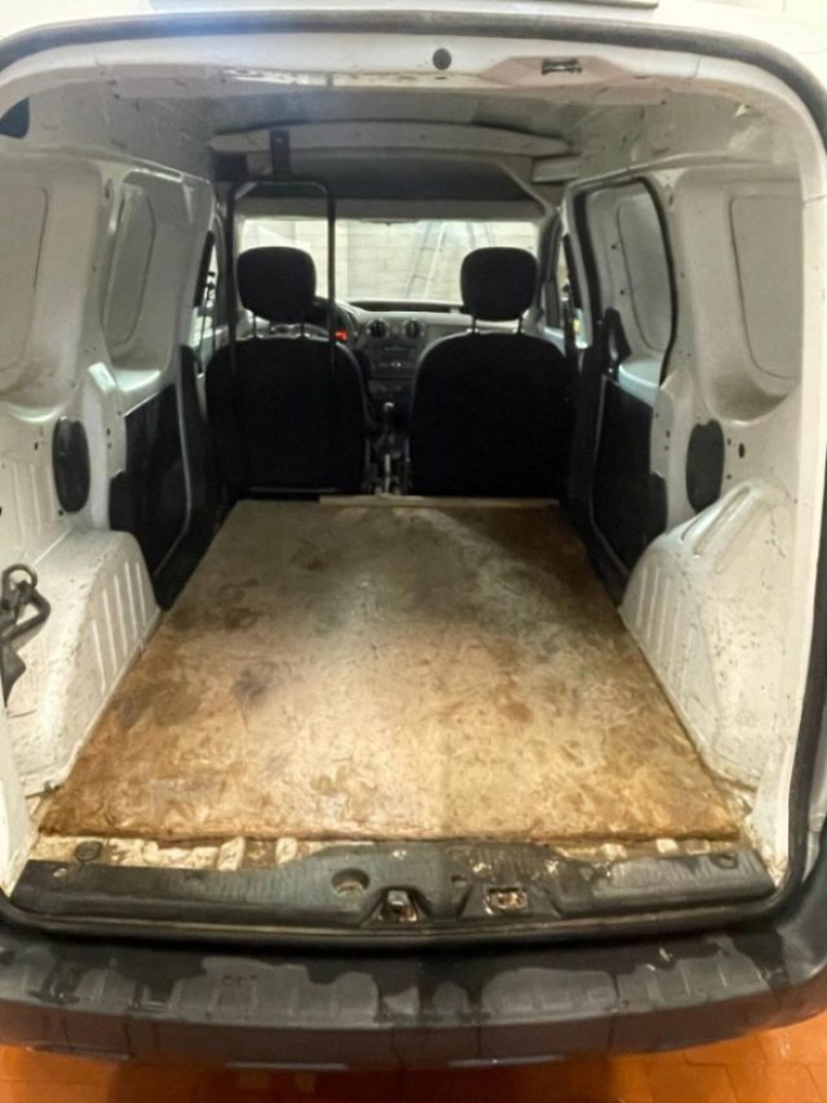 Dacia Dokker 1.6 8V 100CV Start&Stop GPL Ambiance (14)