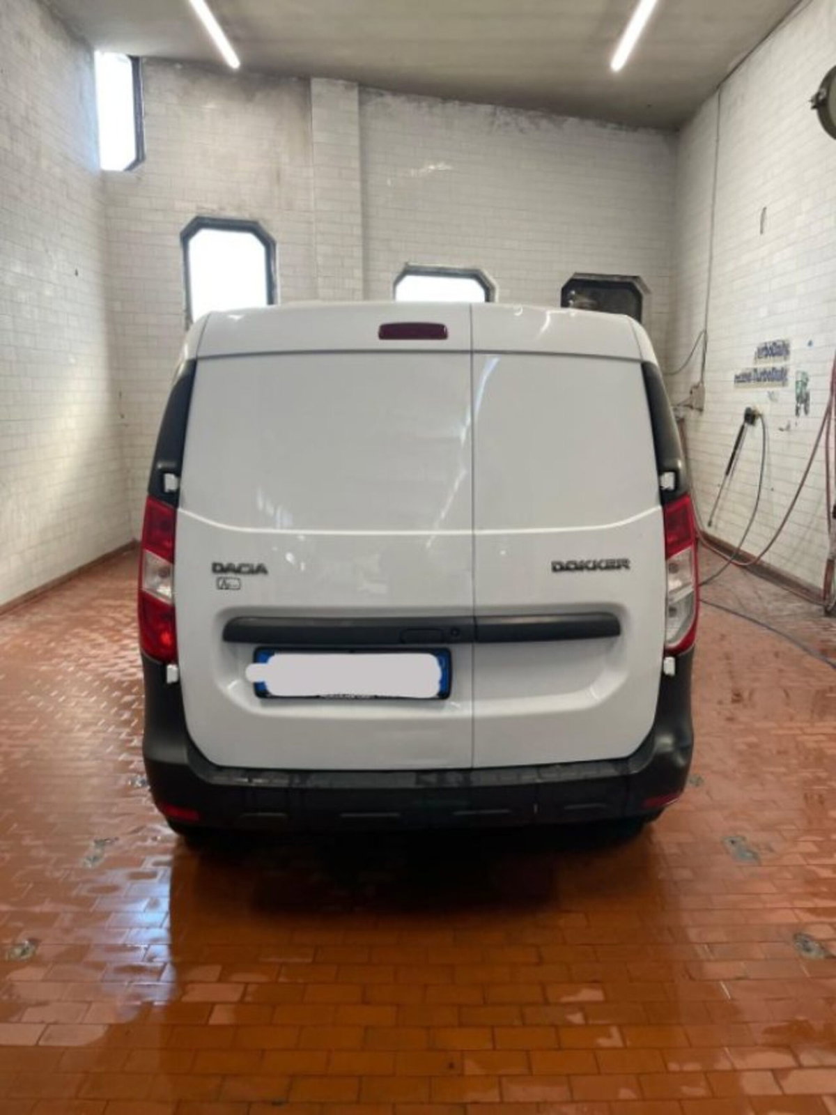Dacia Dokker 1.6 8V 100CV Start&Stop GPL Ambiance (17)