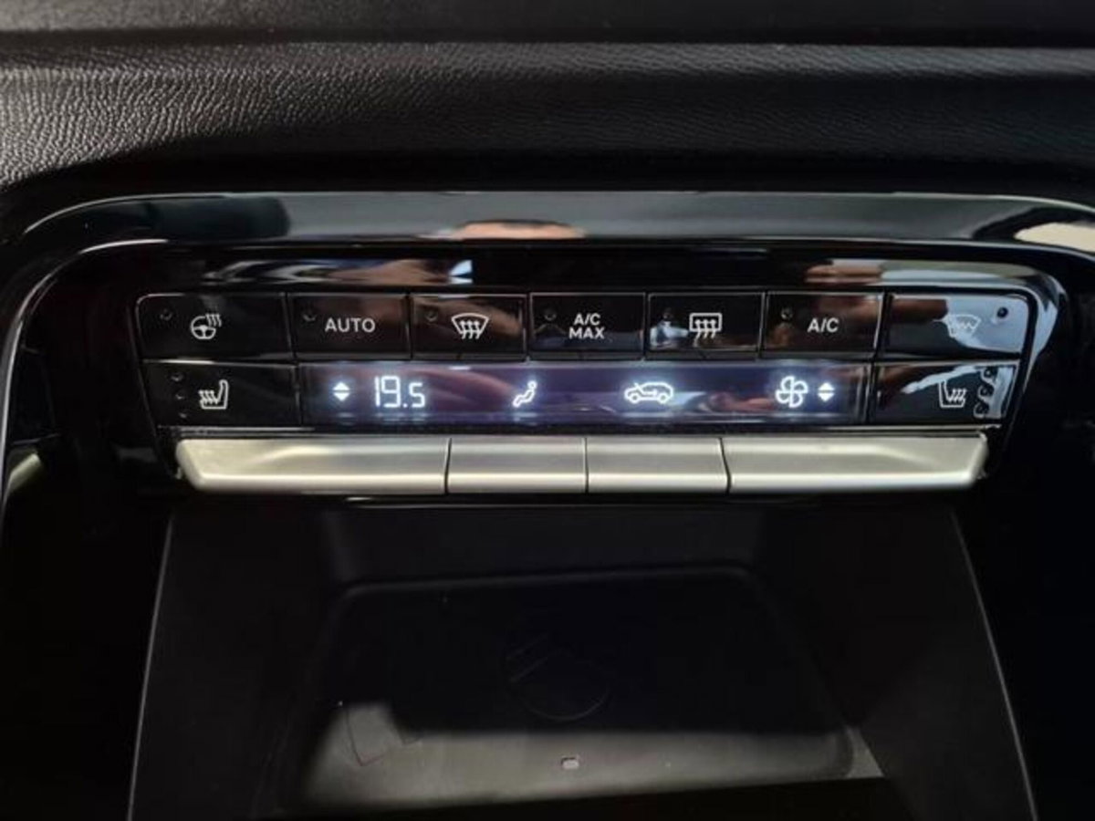 Citroen C3 1.2 puretech turbo Max 100cv s&s (13)