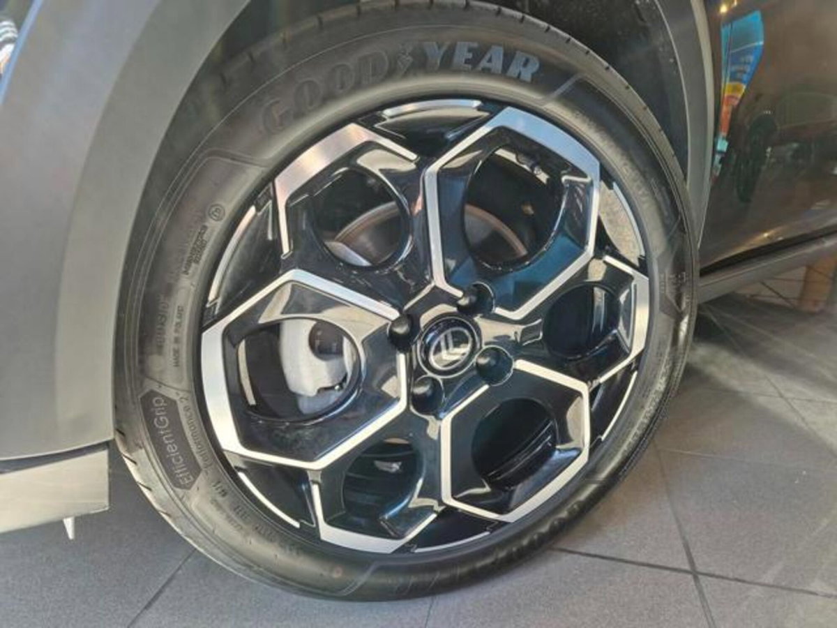 Citroen C3 1.2 puretech turbo Max 100cv s&s (9)
