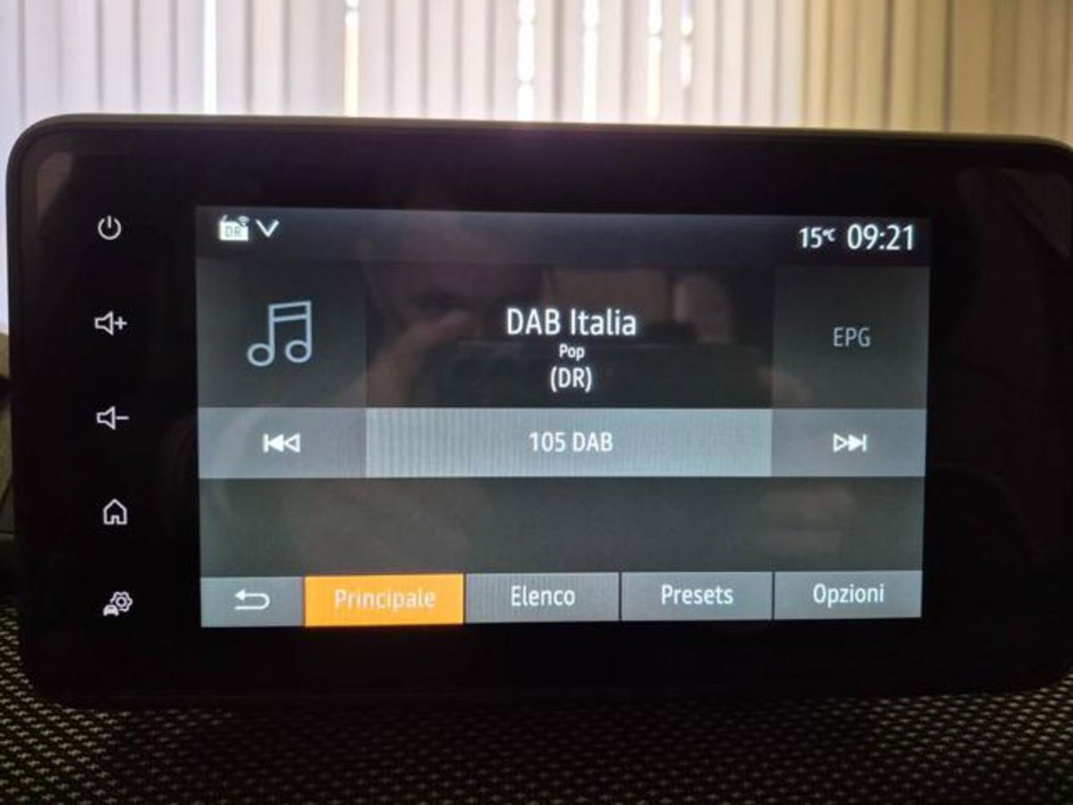 Dacia Jogger Jogger 1.0 TCe GPL 100 CV 7 posti Extreme (10)