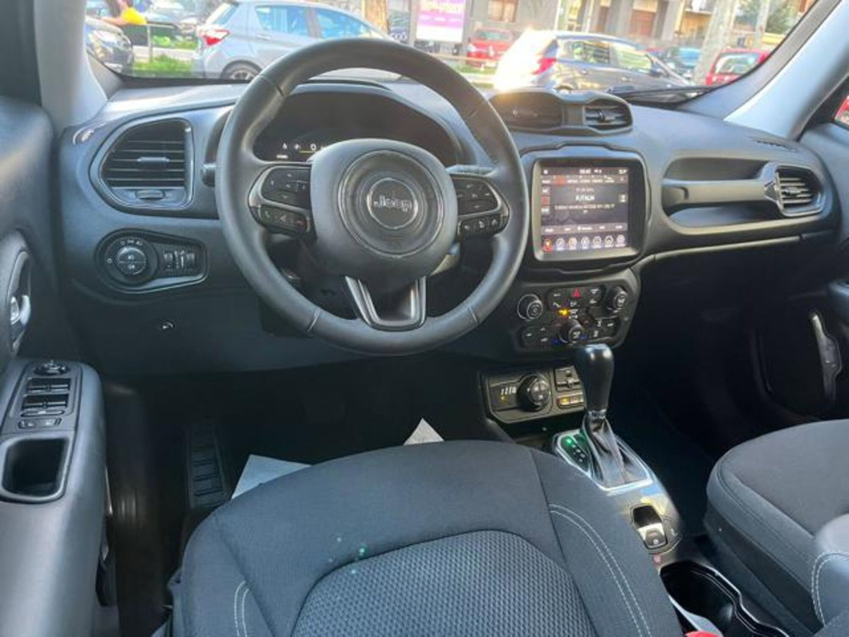 Jeep Renegade 1.3 T4 190CV PHEV 4xe AT6 Limited (11)