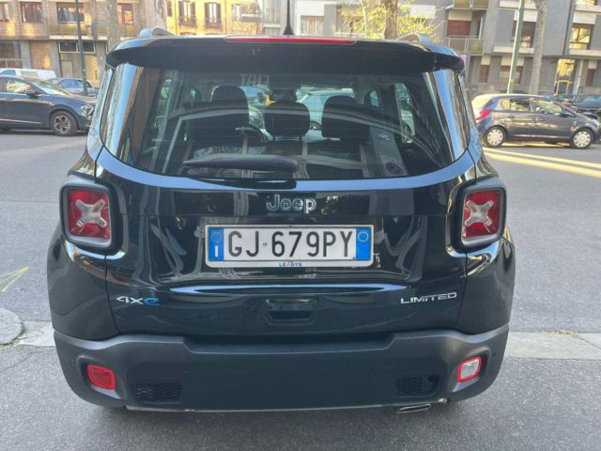 Jeep Renegade 1.3 T4 190CV PHEV 4xe AT6 Limited (8)