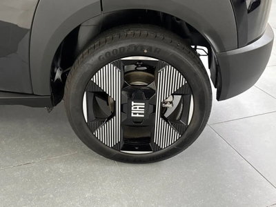 Fiat Grande Panda 44 kWh La Prima (12)