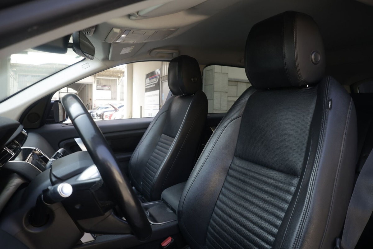 Land Rover Discovery Sport 2.0 TD4 150 CV HSE (14)