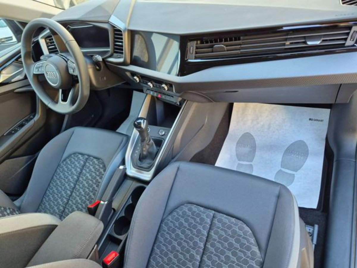 Audi A1 Sportback 30 TFSI S tronic S line edition (12)