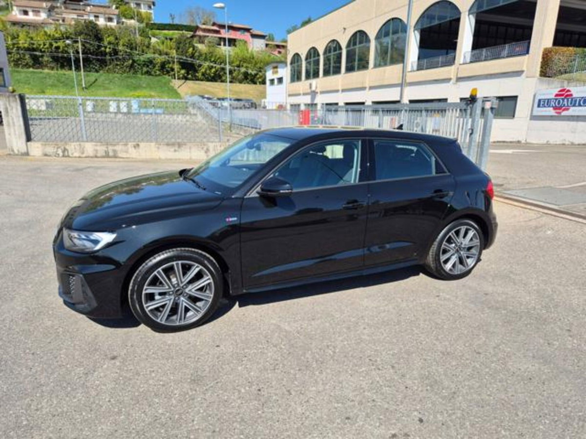 Audi A1 Sportback 30 TFSI S tronic S line edition (3)