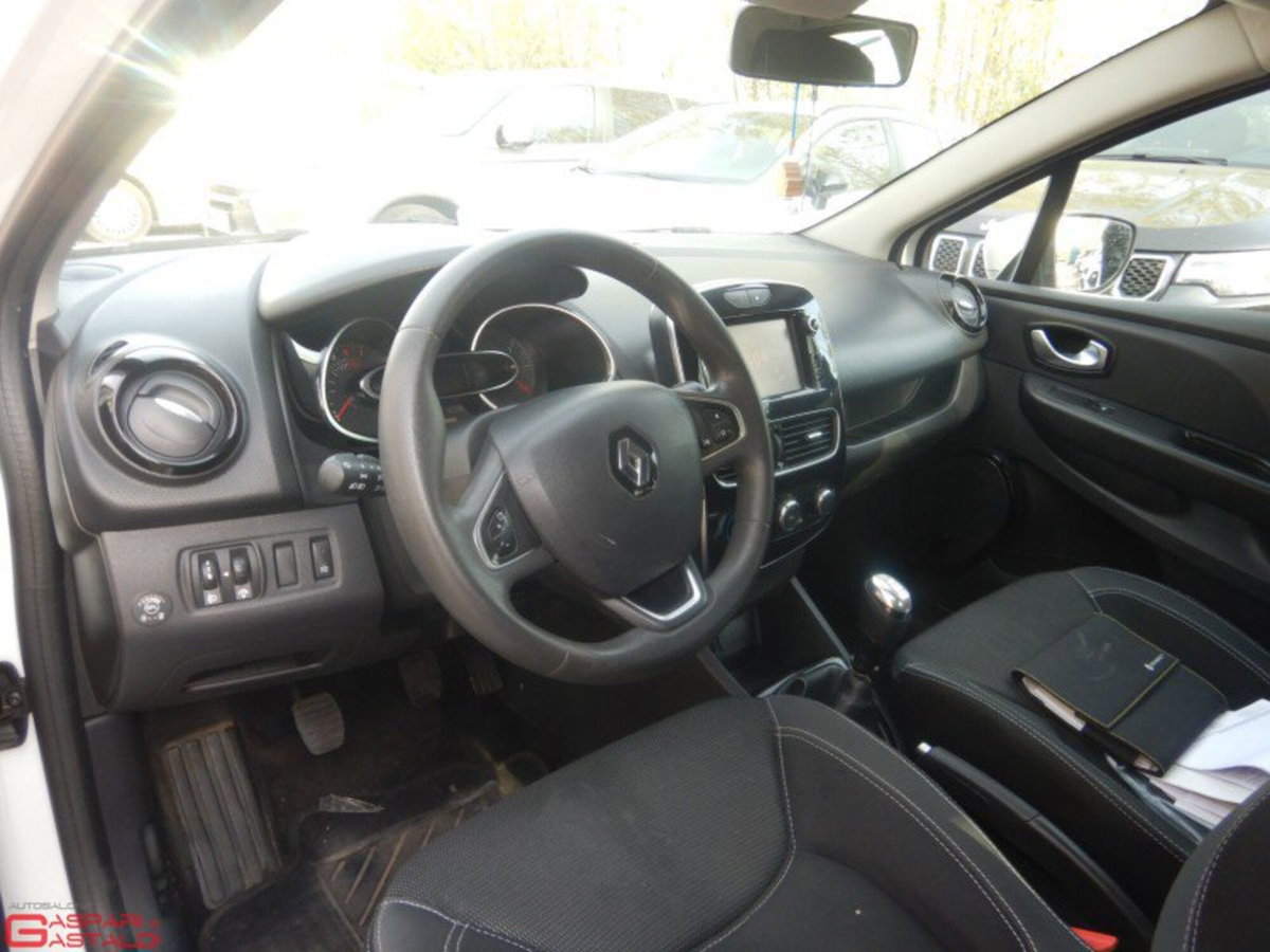 Renault Clio TCe 12V 90 CV GPL 5 porte Business (8)