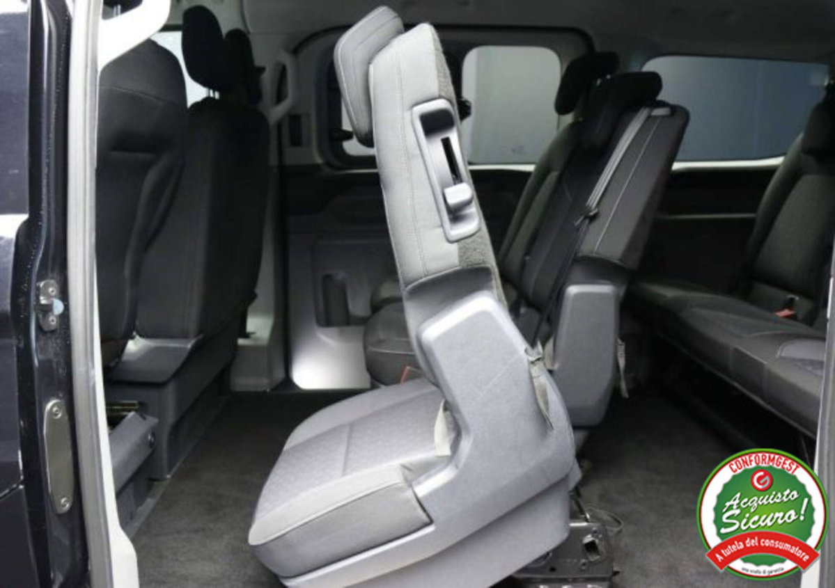 Ford Transit Custom Furgone 320 2.0 ecoblue 136cv Titanium L1H1 (14)
