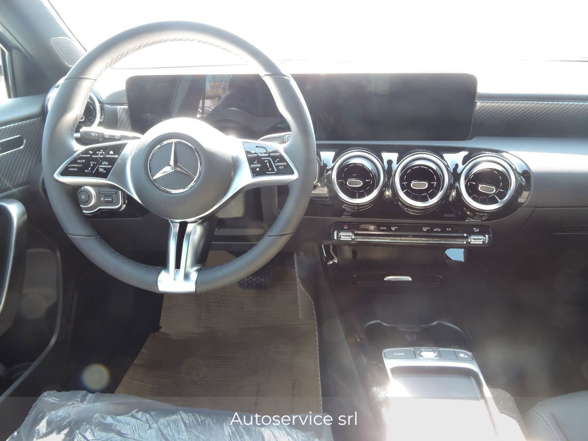 Mercedes-Benz Classe A 180 Executive (10)