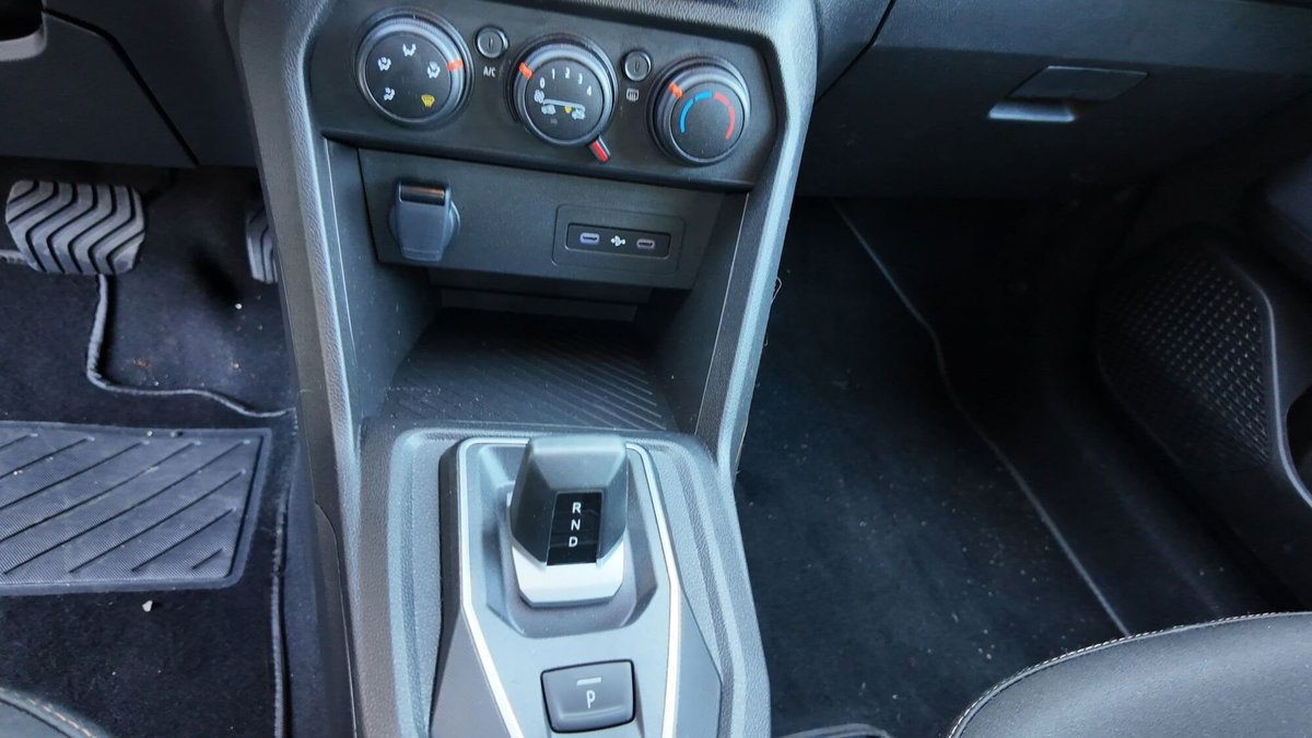 Dacia Sandero Stepway 1.2 Eco-G Extreme 120cv auto (11)
