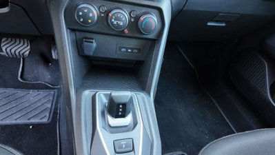 Dacia Sandero Stepway 1.2 Eco-G Extreme 120cv auto (11)