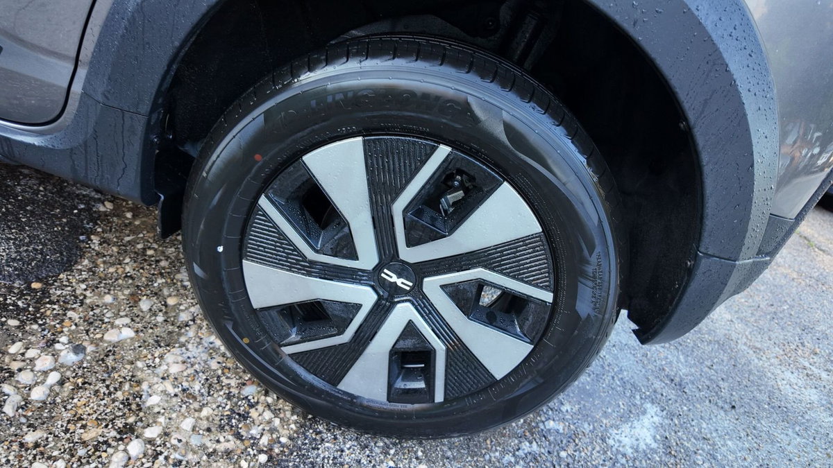 Dacia Sandero Stepway 1.2 Eco-G Extreme 120cv auto (5)