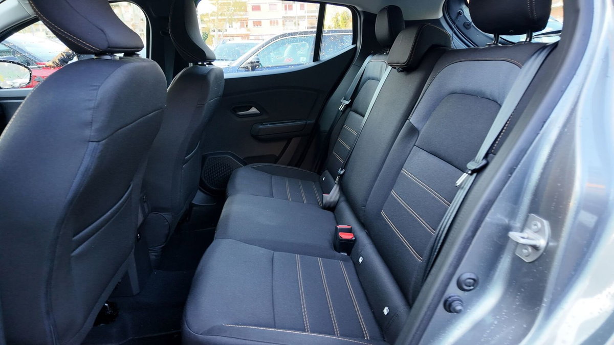 Dacia Sandero Stepway 1.2 Eco-G Extreme 120cv auto (6)