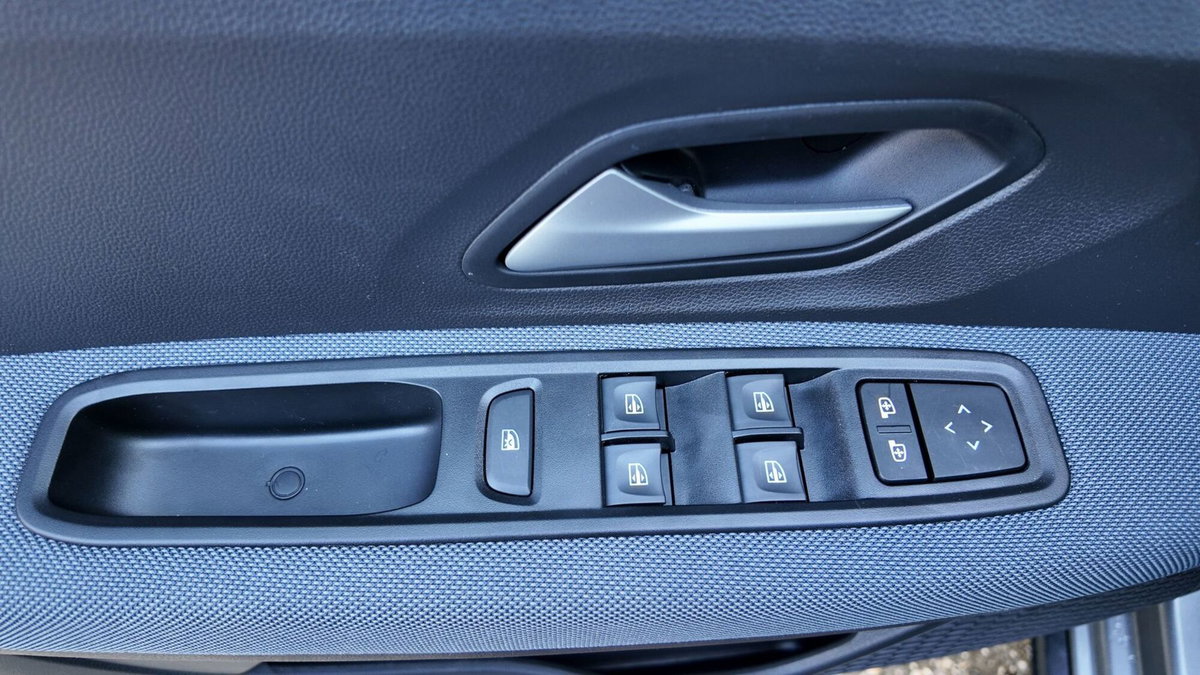 Dacia Sandero Stepway 1.2 Eco-G Extreme 120cv auto (8)