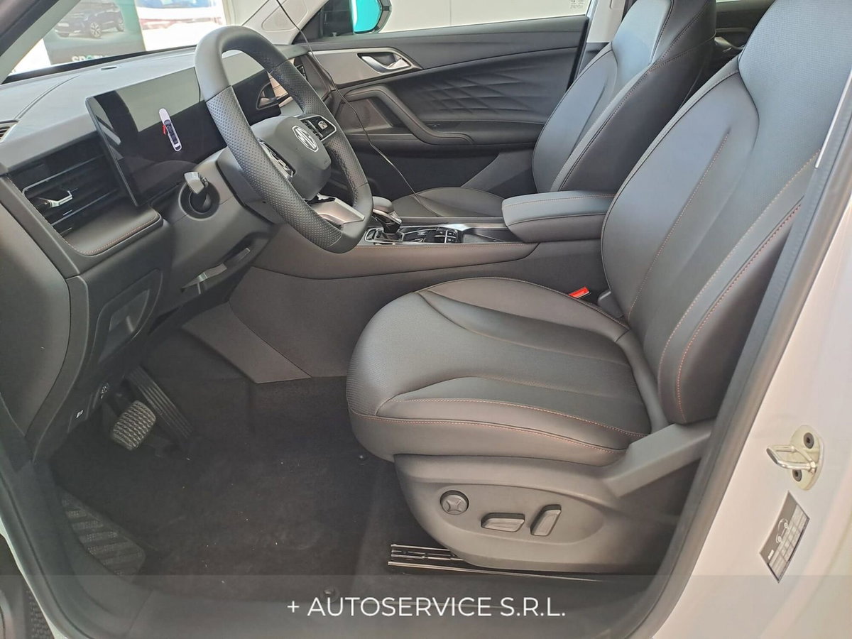 Mg HS 1.5 hybrid+ Luxury auto (11)