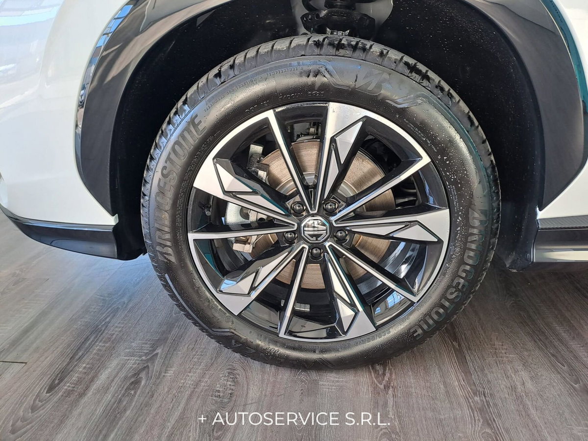 Mg HS 1.5 hybrid+ Luxury auto (13)