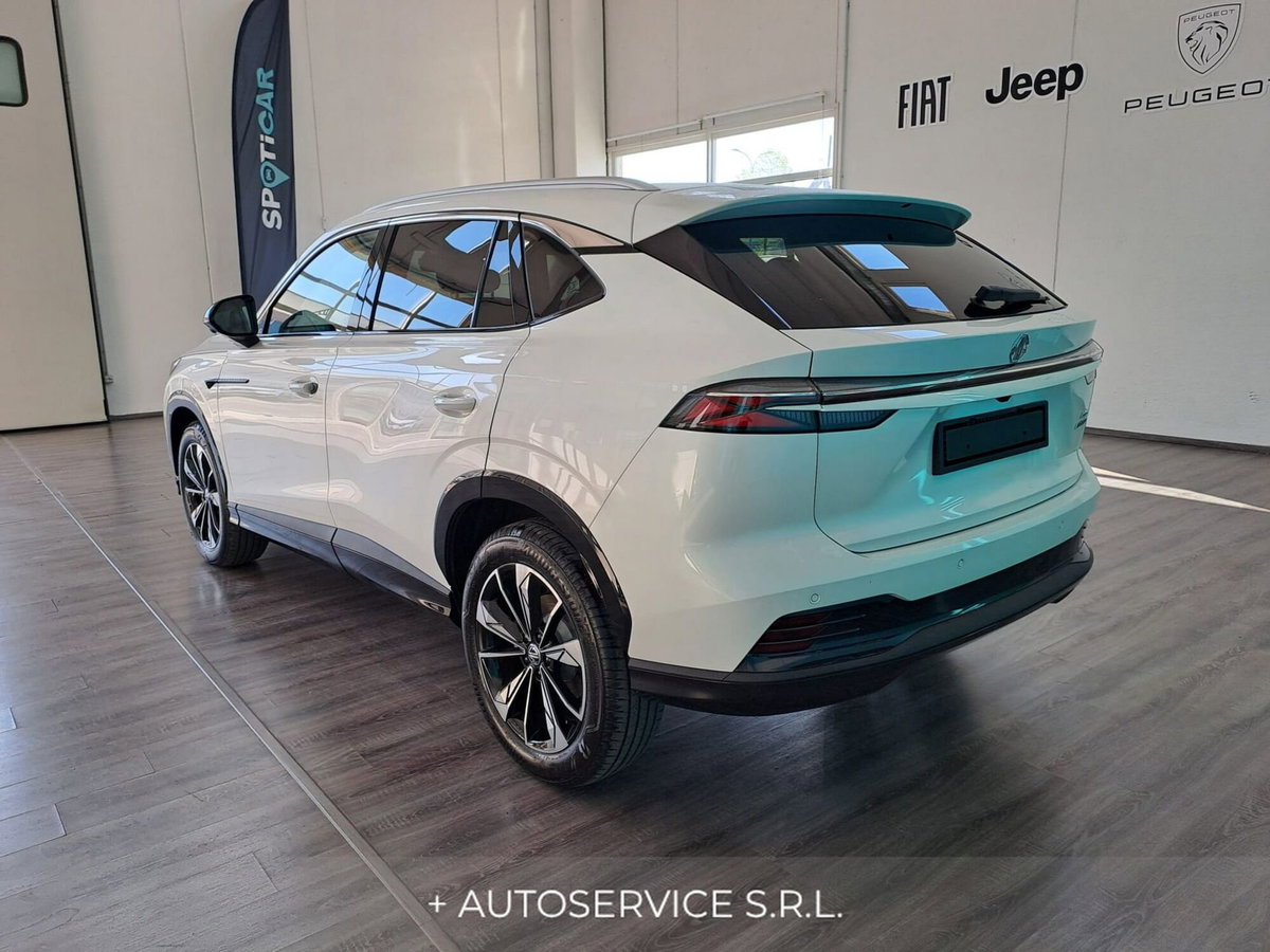 Mg HS 1.5 hybrid+ Luxury auto (7)