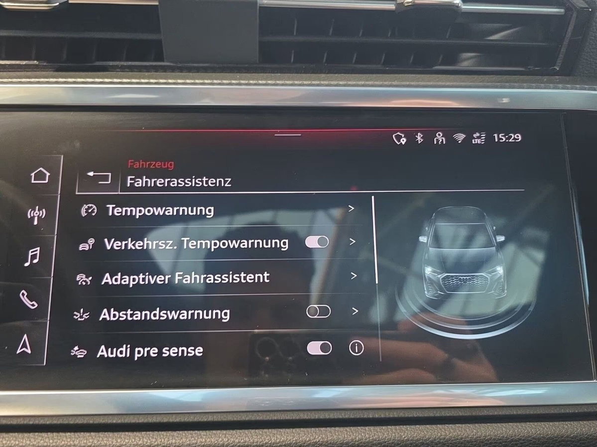 Audi Q3 Sportback 35 TDI S line edition (16)
