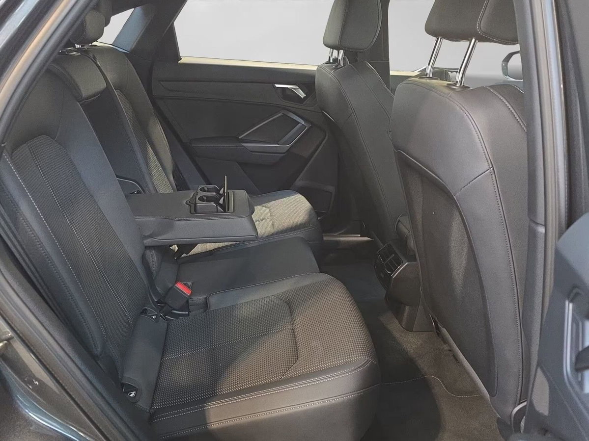 Audi Q3 Sportback 35 TDI S line edition (8)