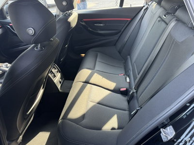 BMW Serie 3 Touring 320d  Sport (6)