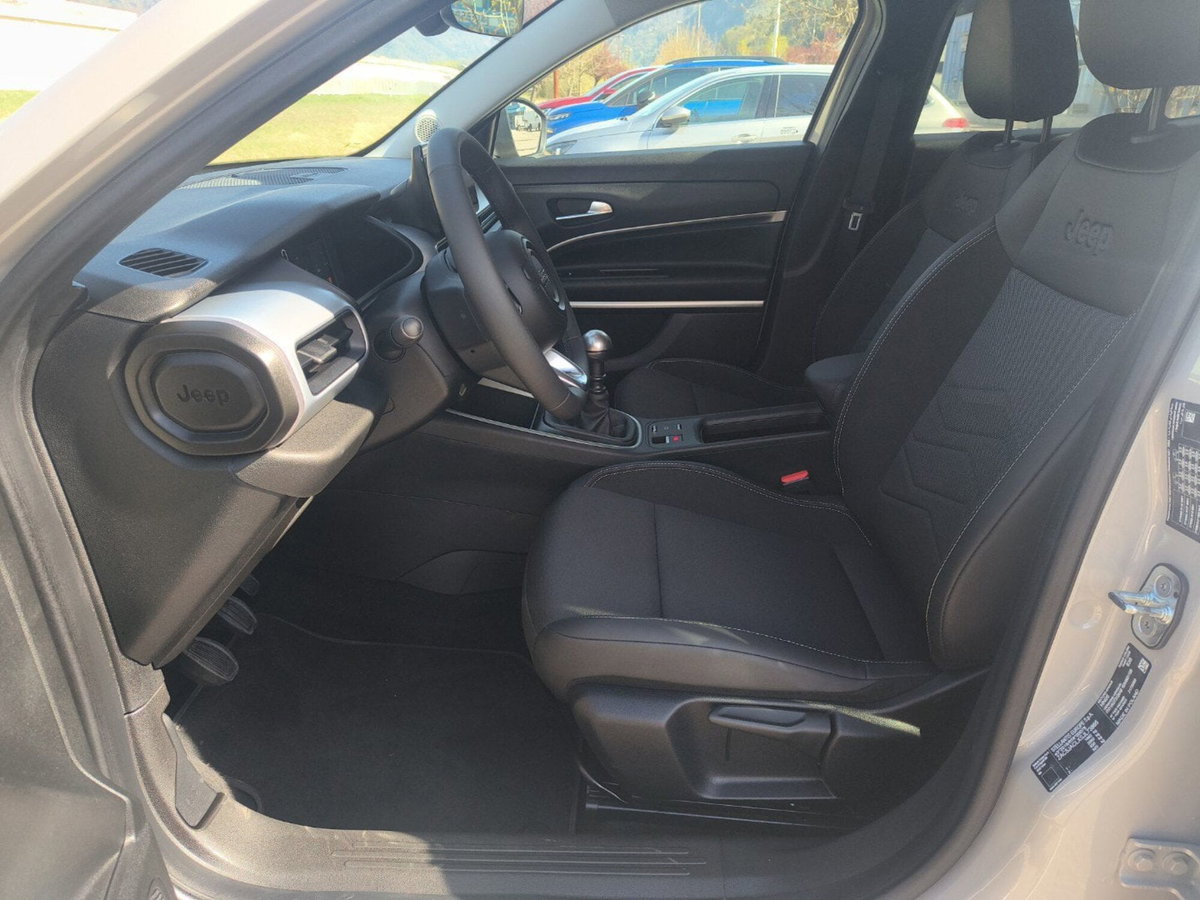 Jeep Avenger 1.2 turbo Summit fwd 100cv (10)