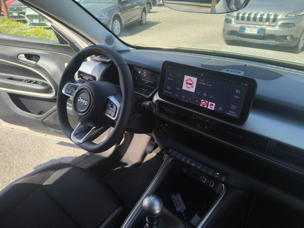 Jeep Avenger 1.2 turbo Summit fwd 100cv (16)