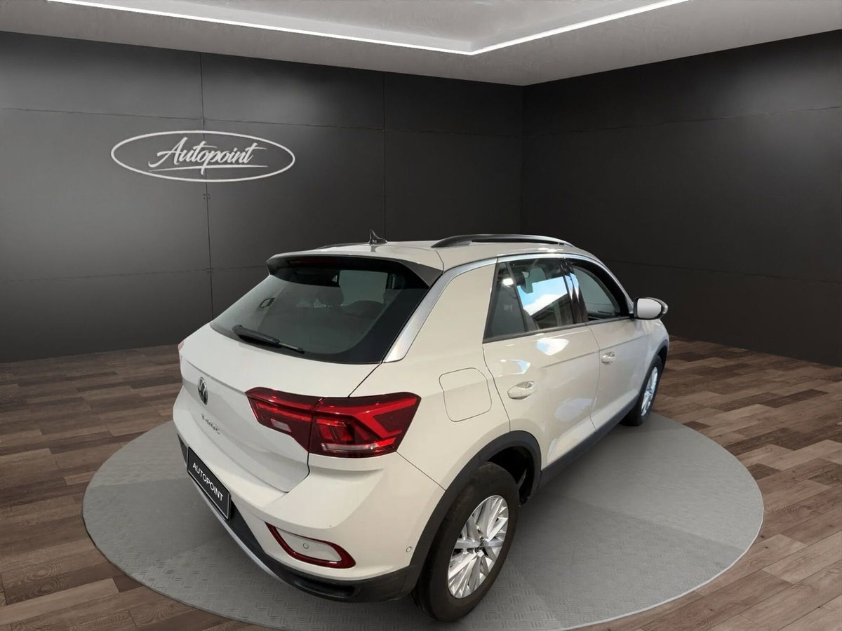 Volkswagen T-Roc 1.0 TSI Life (7)