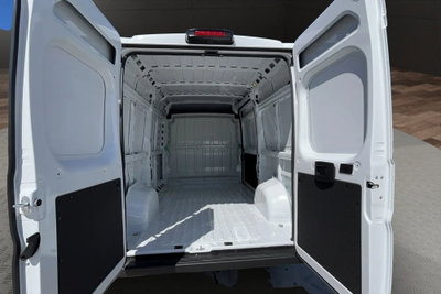 Peugeot Boxer Furgone 435 L2H2 2.2 bluehdi 140cv S&S (7)