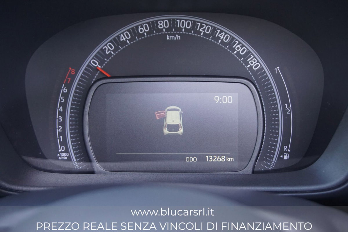 Toyota Aygo X 1.0 Trend Air 72cv s-cvt (14)