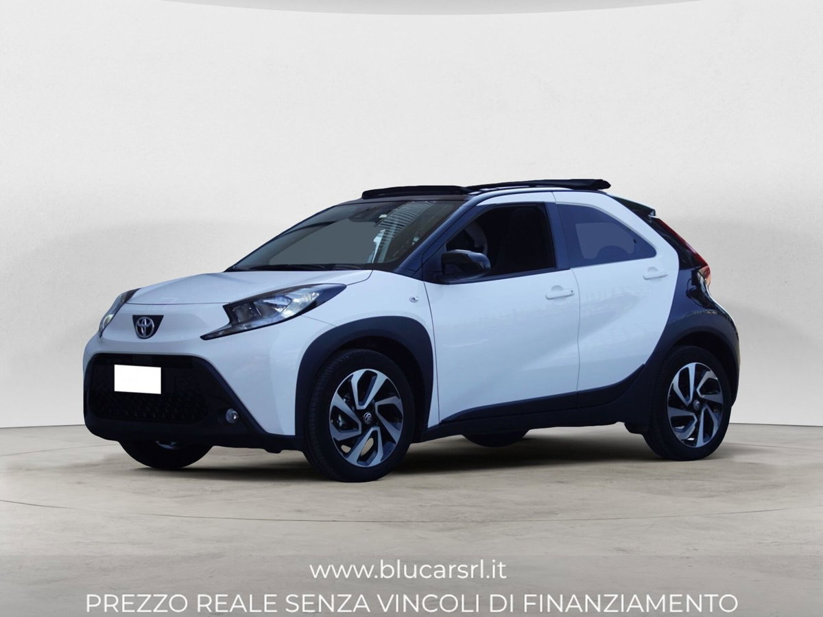 Toyota Aygo X 1.0 Trend Air 72cv s-cvt (3)