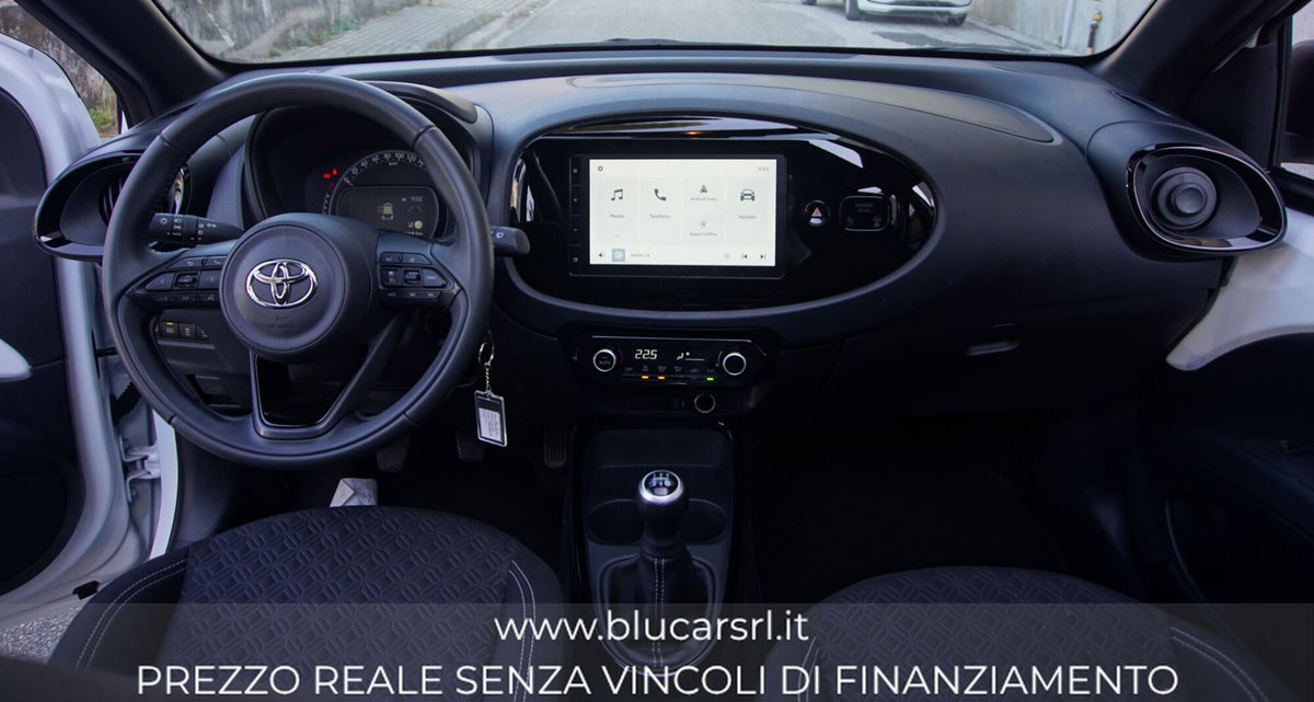 Toyota Aygo X 1.0 Trend Air 72cv s-cvt (8)