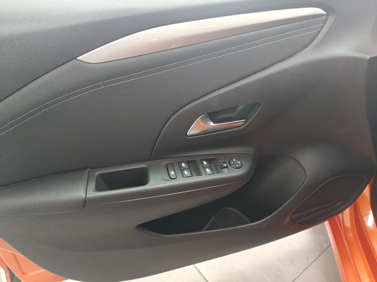 Opel Corsa 1.2 100 CV GS Line (10)
