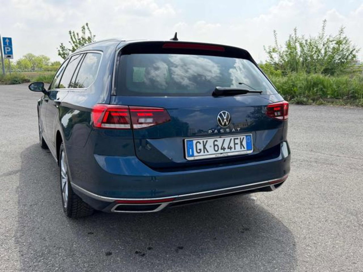 Volkswagen Passat Variant Alltrack 2.0 TDI 200 CV 4MOTION DSG (15)