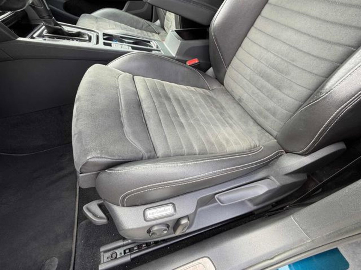Volkswagen Passat Variant Alltrack 2.0 TDI 200 CV 4MOTION DSG (6)