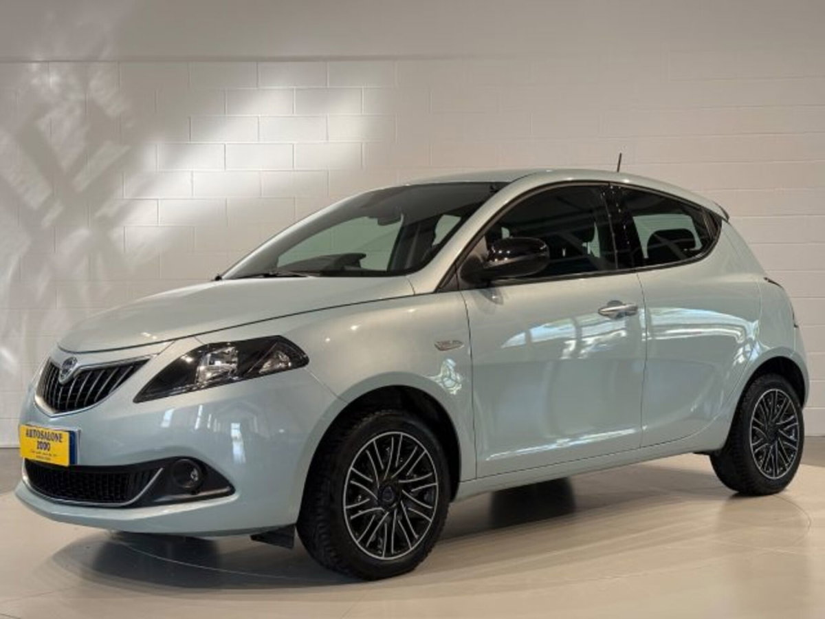 Lancia Ypsilon 1.0 FireFly 5 porte S&S Hybrid Ecochic Gold