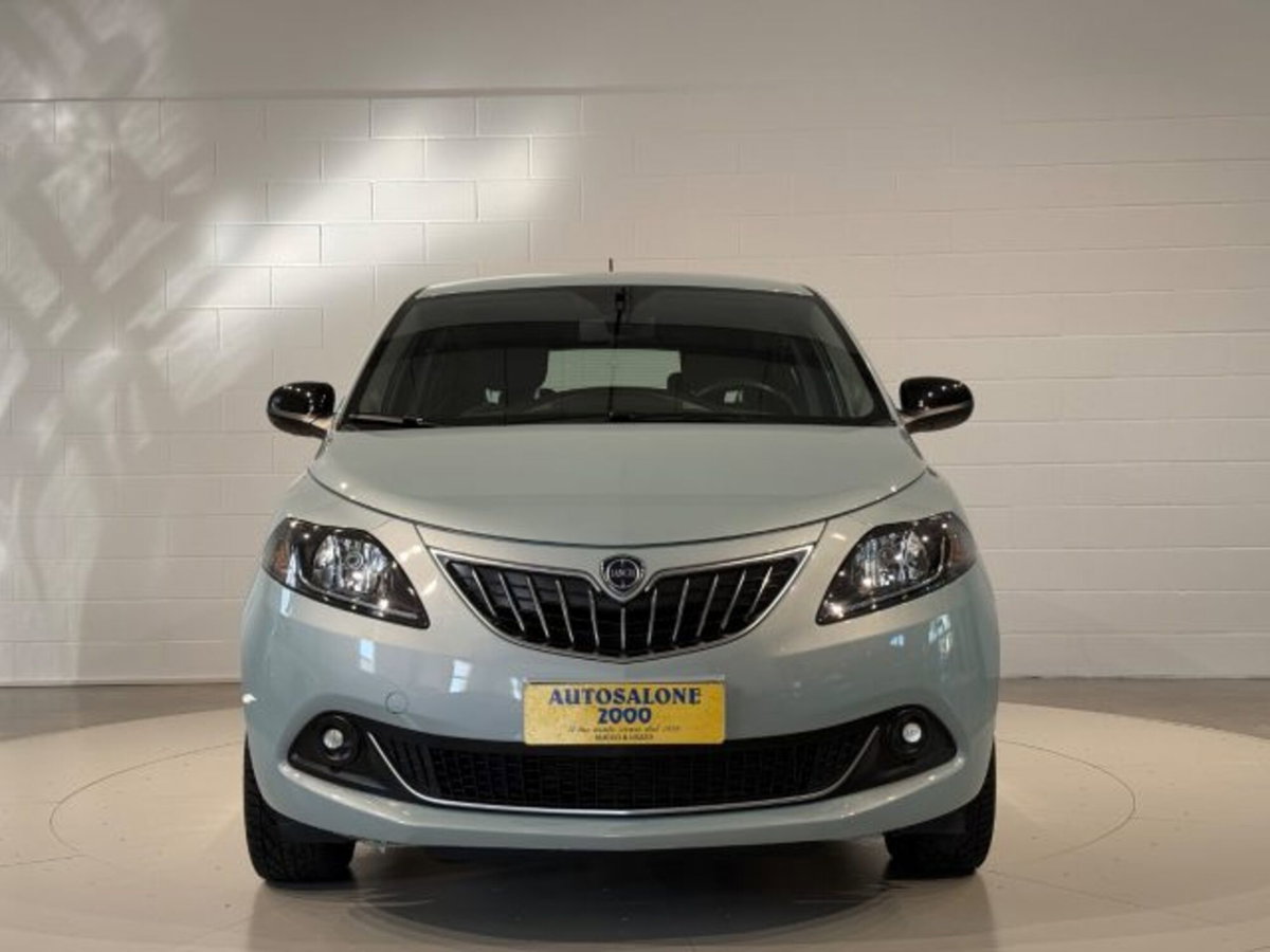 Lancia Ypsilon 1.0 FireFly 5 porte S&S Hybrid Ecochic Gold (8)