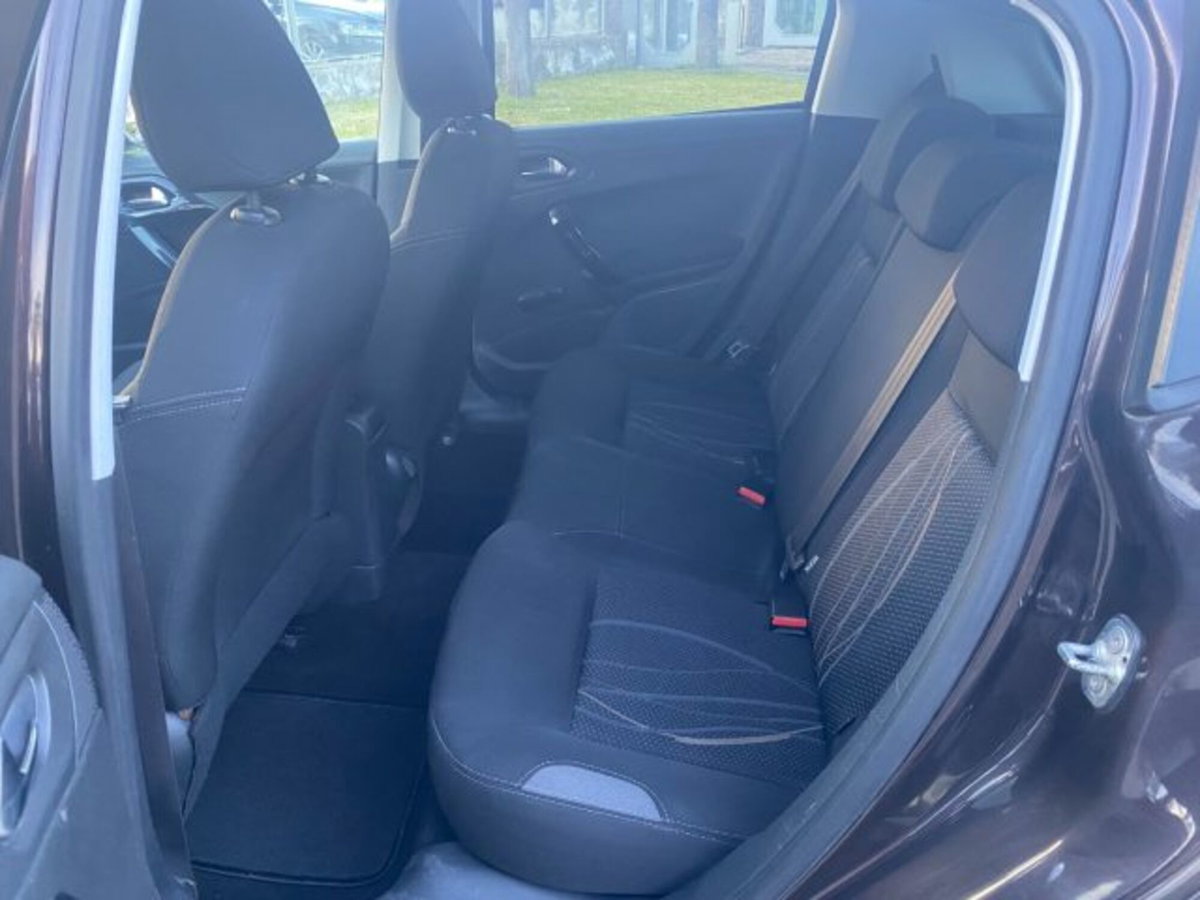 Peugeot 208 HDi 68 CV 5 porte Access (10)