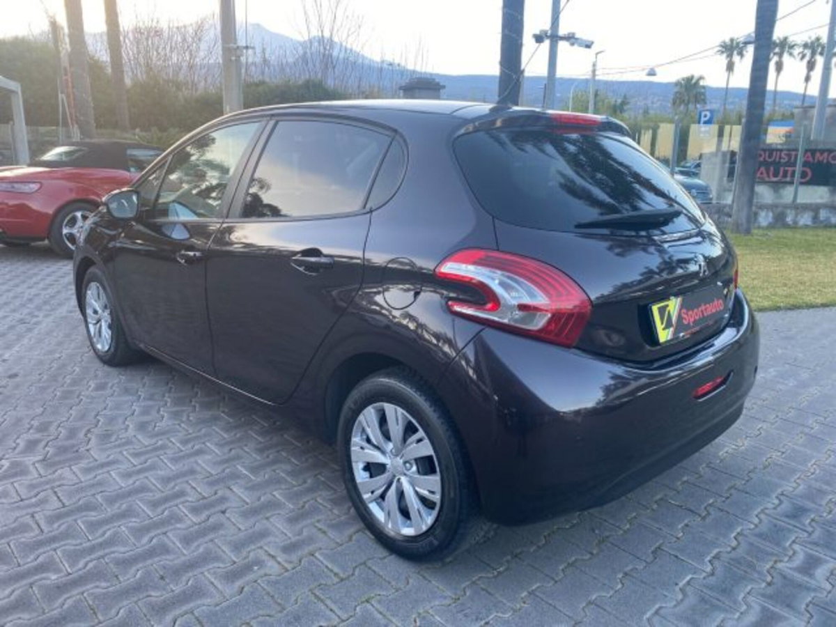 Peugeot 208 HDi 68 CV 5 porte Access (14)