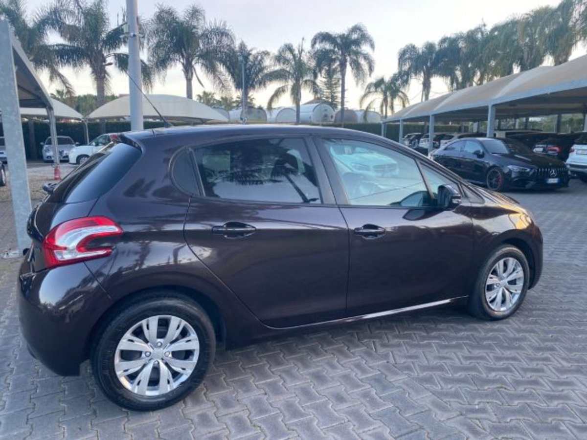 Peugeot 208 HDi 68 CV 5 porte Access (15)