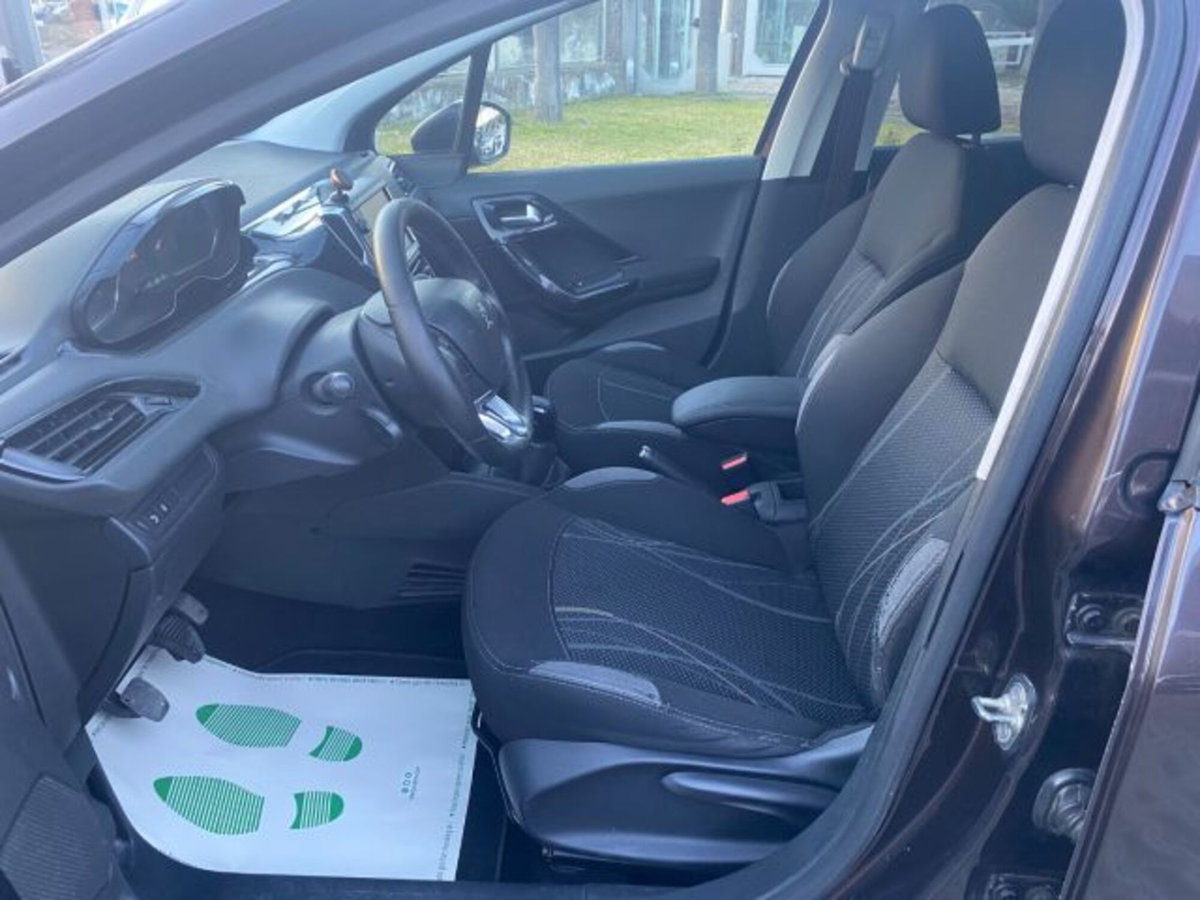 Peugeot 208 HDi 68 CV 5 porte Access (6)