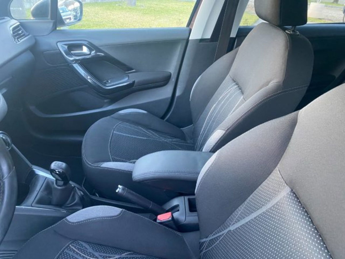 Peugeot 208 HDi 68 CV 5 porte Access (7)